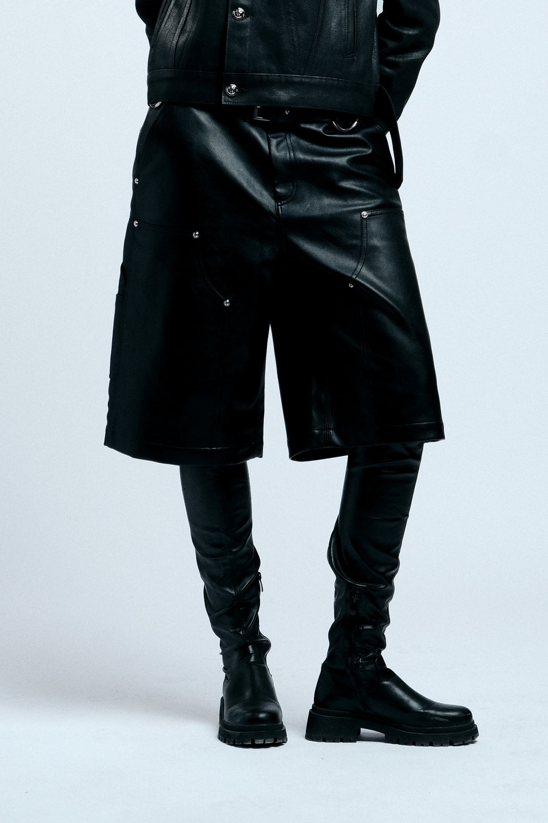 TAR WAXED DENIM SHORTS (Black)