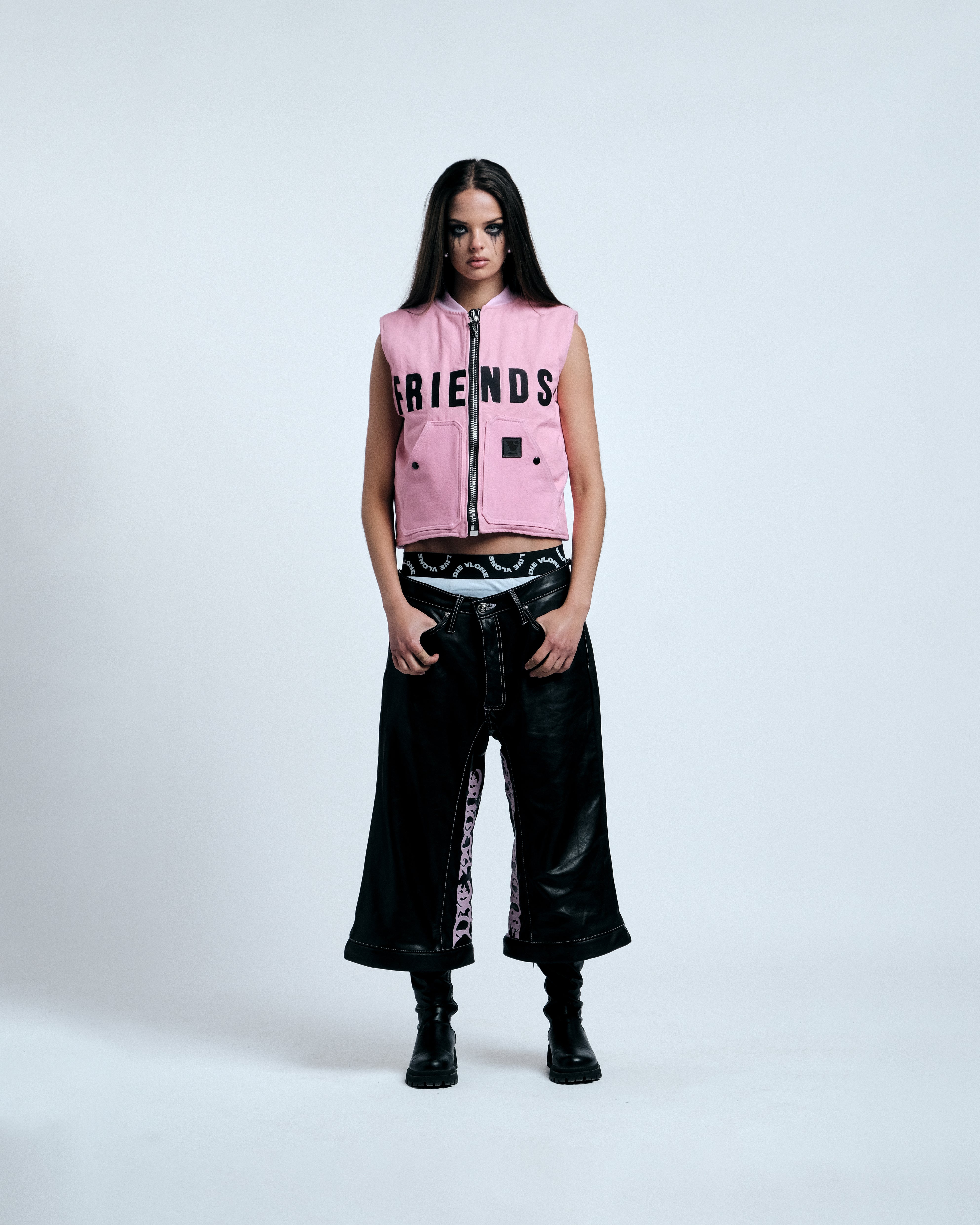 KISSING PINK VEST CROP-TOP